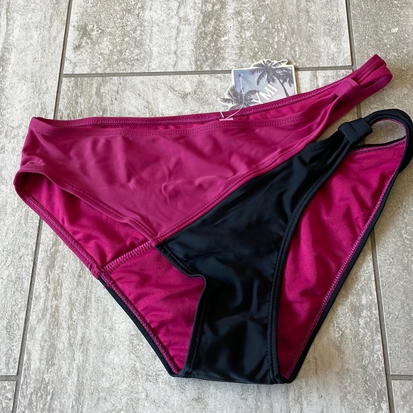 YMI Other - YMI Vivacious / Black Swim Bottom for Women Size Large